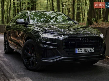 Авто Audi Q8 2020 № 7925296