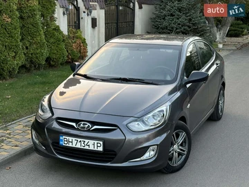 Авто Hyundai Accent 2013 № 7925388