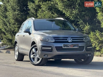 Авто Volkswagen Touareg 2010 № 7925474