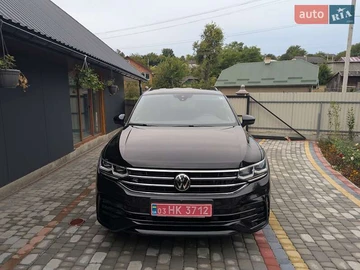Авто Volkswagen Tiguan 2022 № 7925577