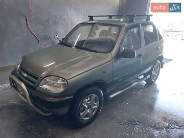 Авто Chevrolet Niva 2005 № 7925621