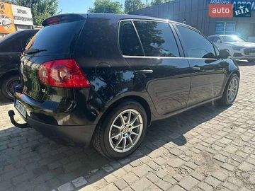 Авто Volkswagen Golf 2005 № 7925679