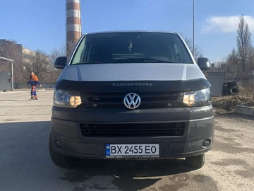 Авто Volkswagen Transporter 2012 № 7925803