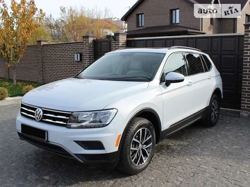 Авто Volkswagen Tiguan 2018 № 7925909