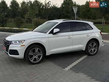 Авто Audi Q5 2019 № 7925932