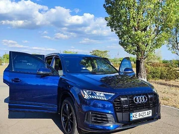 Авто Audi Q7 2023 № 7925961