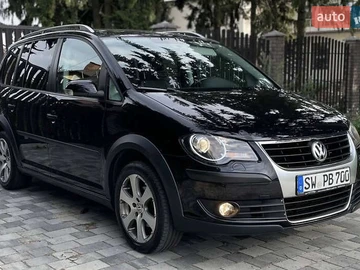 Авто Volkswagen Touran 2008 № 7926134