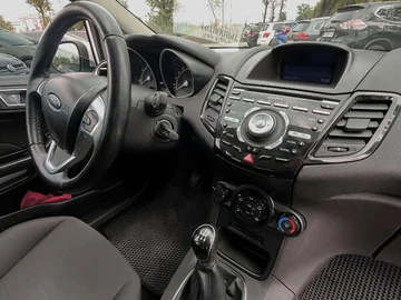 Авто Ford Fiesta 2013 № 7926144