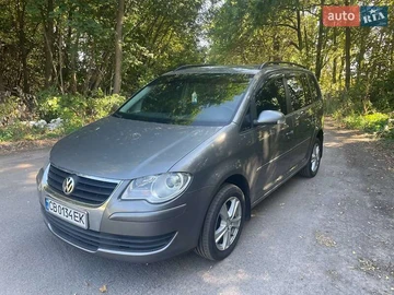 Авто Volkswagen Touran 2007 № 7926177