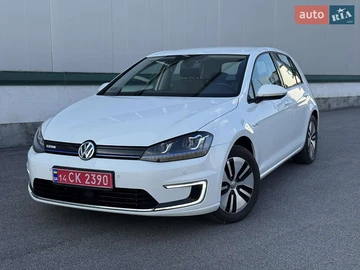 Авто Volkswagen E-Golf 2015 № 7926191