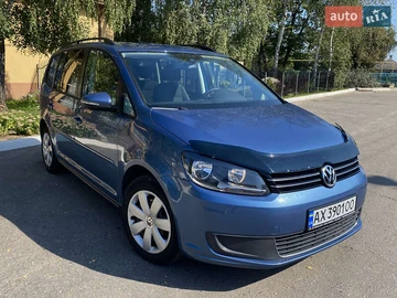 Авто Volkswagen Touran 2010 № 7926200