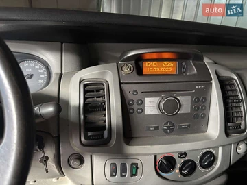 Авто Opel Vivaro 2007 № 7926215