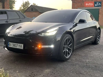 Авто Tesla Model 3 2019 № 7926375