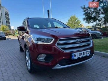 Авто Ford Kuga 2019 № 7926383