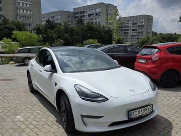 Авто Tesla Model 3 2022 № 7926387