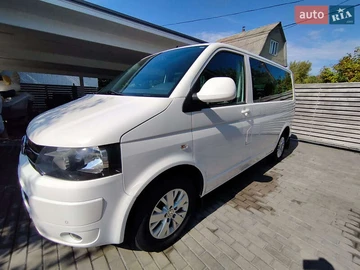 Авто Volkswagen Multivan 2010 № 7926402