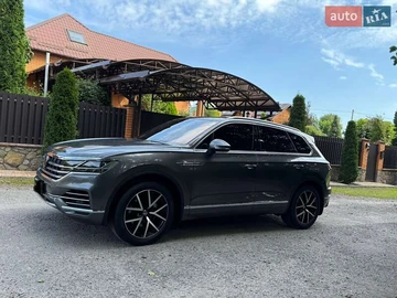 Авто Volkswagen Touareg 2020 № 7926476
