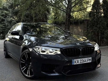 Авто BMW M5 2019 № 7926482