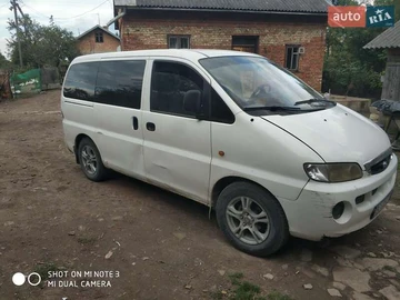 Авто Hyundai H-1 2001 № 7926505