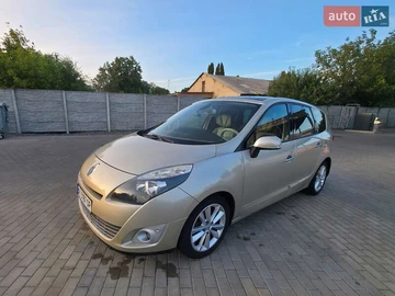 Авто Renault Grand Scenic 2009 № 7926695
