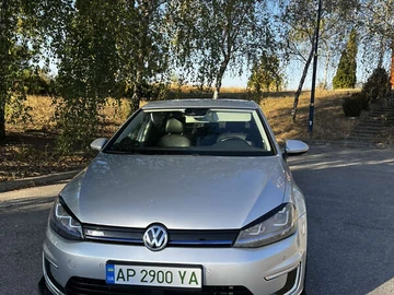 Авто Volkswagen E-Golf 2014 № 7926715