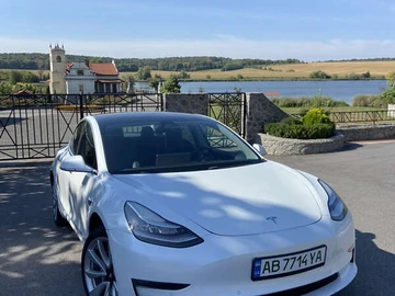 Авто Tesla Model 3 2019 № 7926889