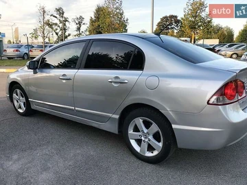 Авто Honda Civic 2007 № 7927024