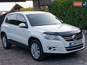 Авто Volkswagen Tiguan 2010 № 7927032