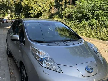 Авто Nissan Leaf 2015 № 7927052