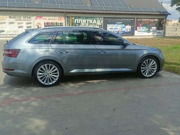 Авто Skoda Superb 2017 № 7927148