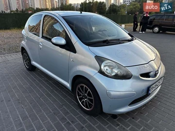 Авто Toyota Aygo 2005 № 7927171