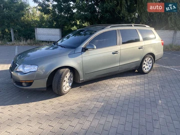 Авто Volkswagen Passat 2006 № 7927190