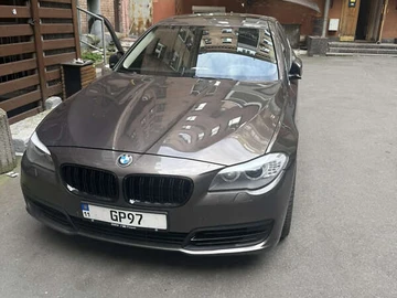 Авто BMW 5 Series 2013 № 7927246