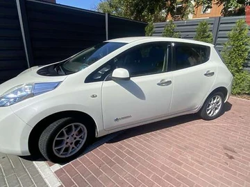 Авто Nissan Leaf 2011 № 7927532