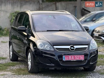 Авто Opel Zafira 2010 № 7927541