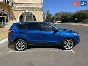 Авто Ford Escape 2017 № 7927616