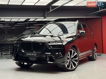 Авто BMW X7 2023 № 7927712