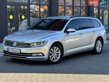 Авто Volkswagen Passat 2017 № 7927941