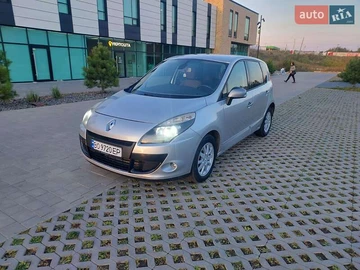 Авто Renault Scenic 2011 № 7928137