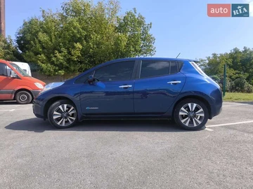 Авто Nissan Leaf 2017 № 7928203