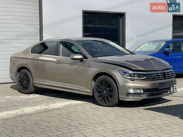 Авто Volkswagen Passat 2016 № 7928266