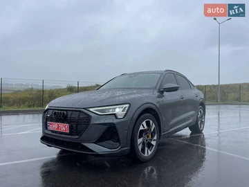 Авто Audi E-Tron 2022 № 7928399