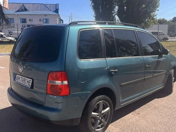 Авто Volkswagen Touran 2004 № 7928534