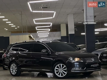 Авто Volkswagen Passat 2011 № 7928690