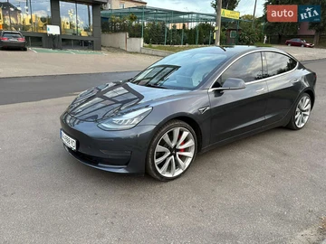 Авто Tesla Model 3 2019 № 7928780