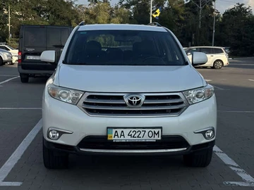Авто Toyota Highlander 2011 № 7928790