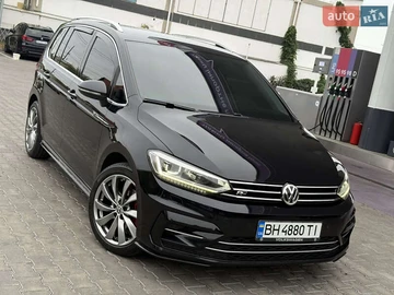 Авто Volkswagen Touran 2017 № 7928817