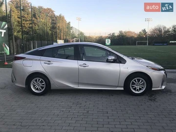 Авто Toyota Prius 2018 № 7928824