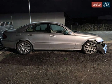 Авто Mercedes E-Class 2003 № 7928956