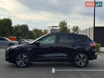 Авто Ford Escape 2022 № 7929087